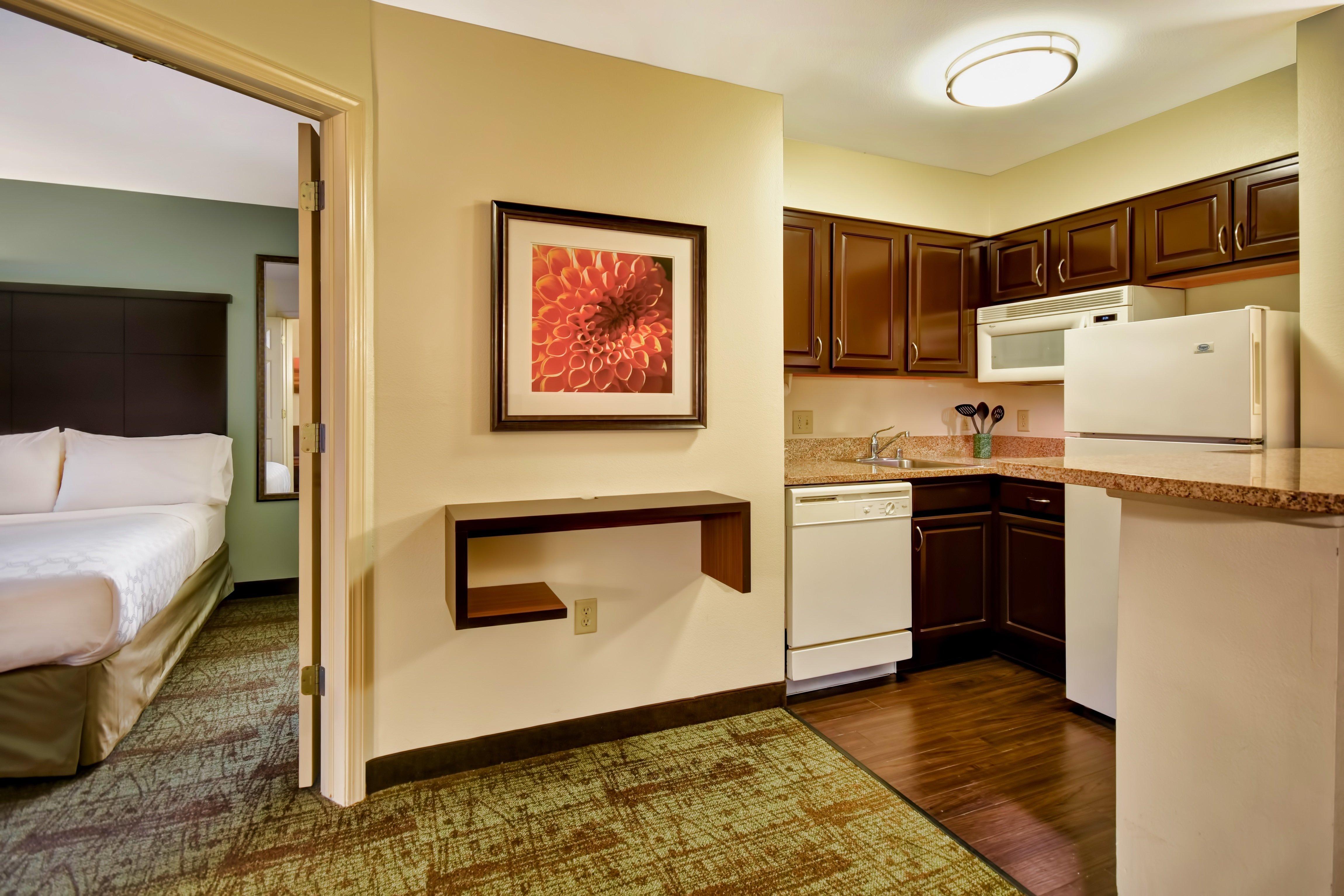 Staybridge Suites Middleton/Madison-West By Ihg Exterior photo